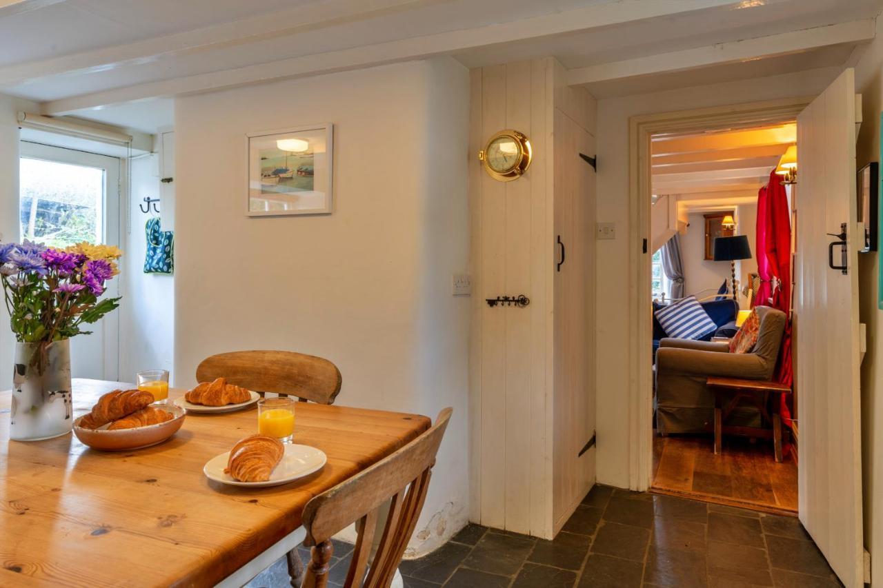 Finest Retreats - Forge Cottage Padstow Luaran gambar