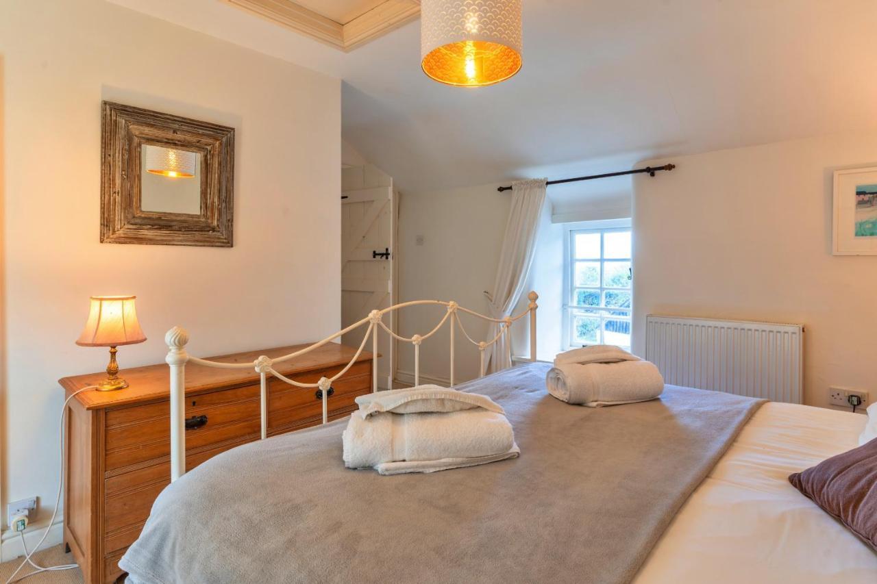 Finest Retreats - Forge Cottage Padstow Luaran gambar
